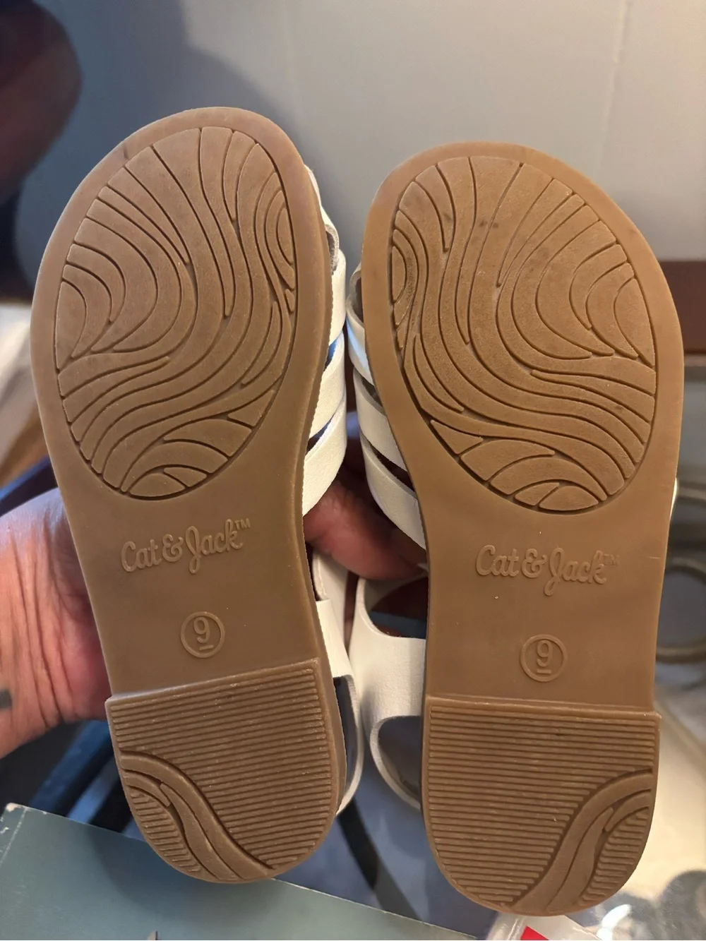 Girls Cat & Jack White Strap Sandals - Size 9
